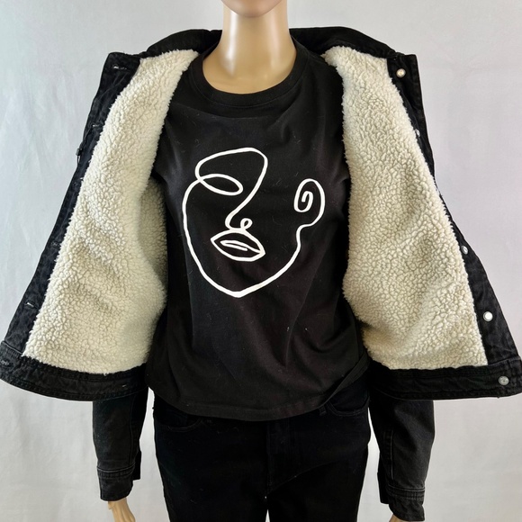 NWT Suko Jeans Sherpa Lined Trucker Black Denim Jacket, Size M - Picture 4 of 10